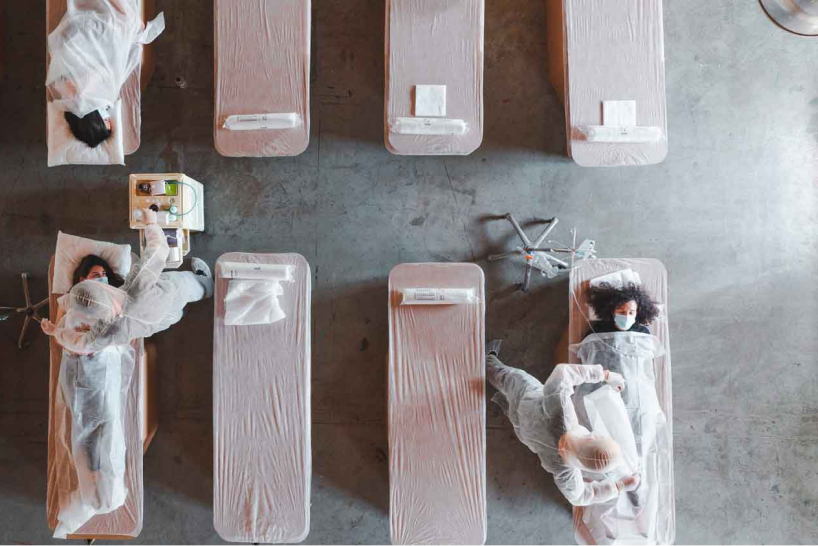 humanitaria’s biodegradable cardboard beds assemble in five seconds for emergency relief