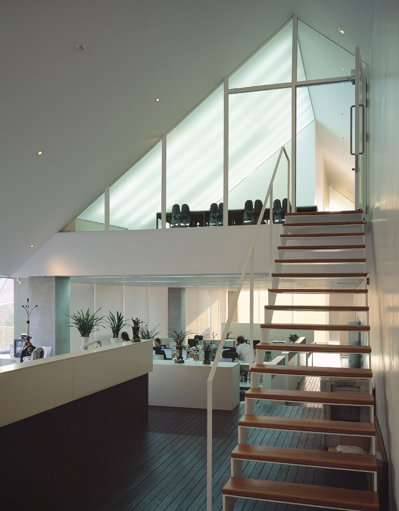 daniel valle architects kyomunsa office storage building designboom