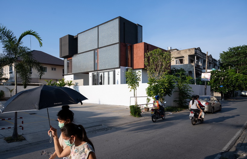 glass block walls bring natural light into archimontage's sena house in bangkok designboom