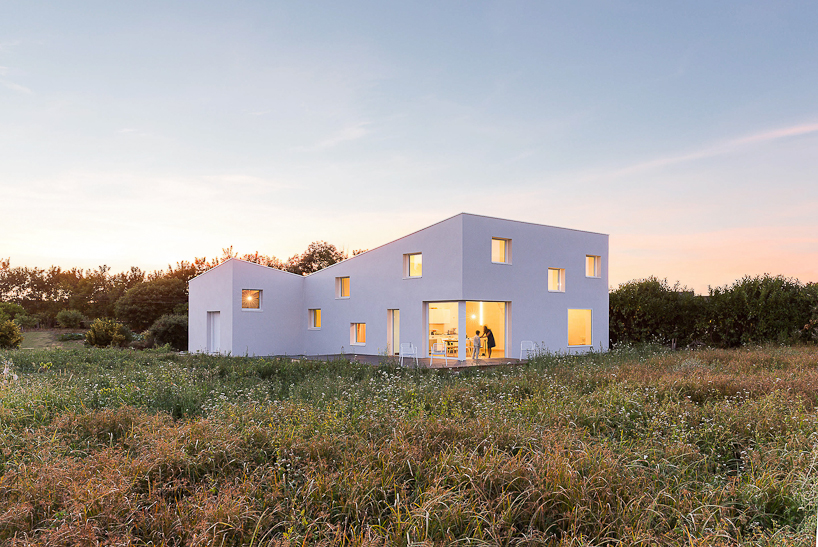 studio razavi house for a photographer france designboom