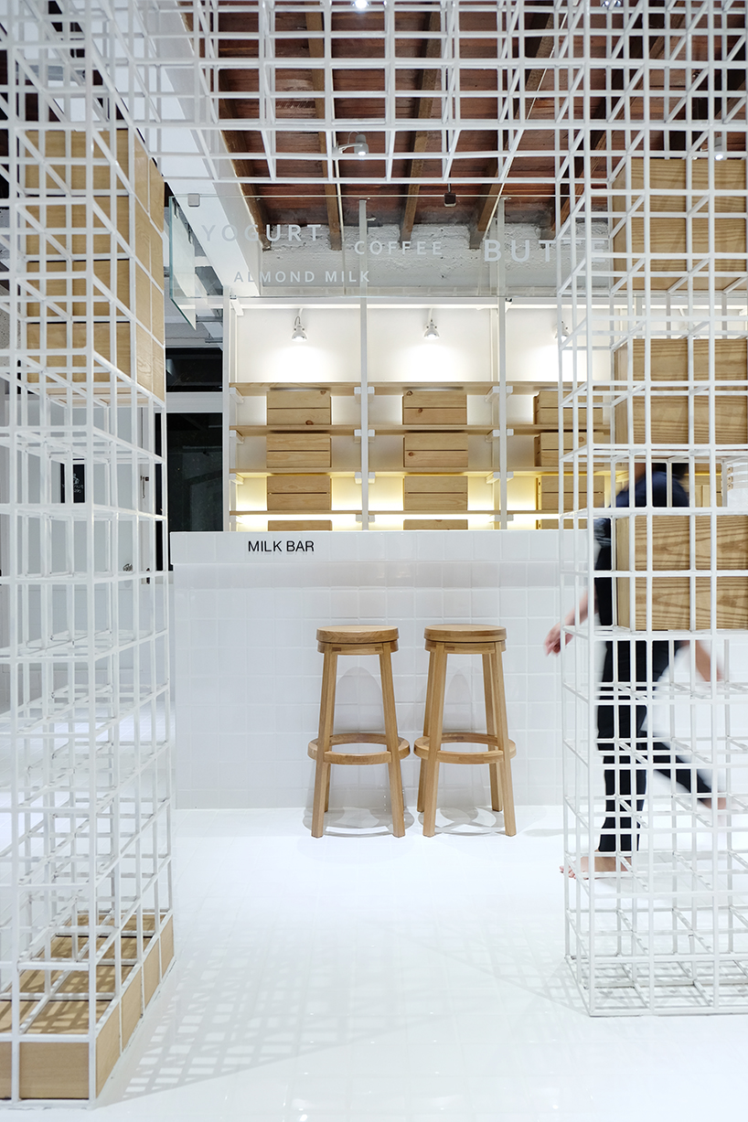 thaipan studio adorns milk bar in bangkok with walls of white tile - 4