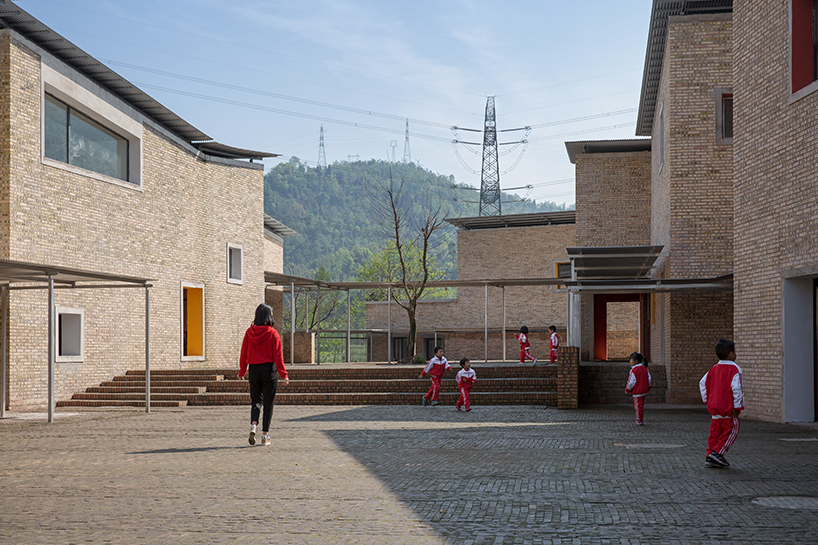 deshaus rebuilds homey kindergarten following lushan's 2013 earthquakes - 2