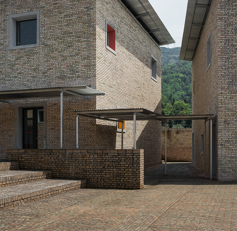 deshaus rebuilds homey kindergarten following lushan's 2013 earthquakes - 8