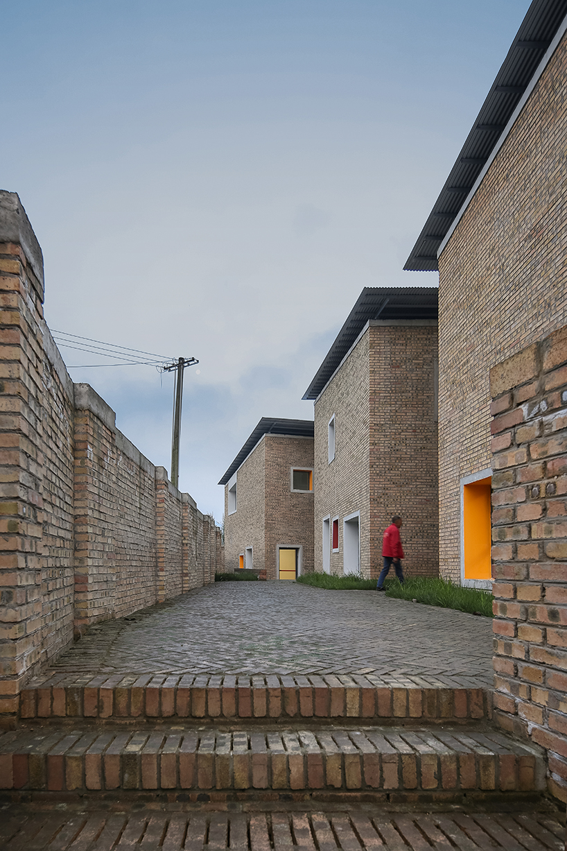 deshaus rebuilds homey kindergarten following lushan's 2013 earthquakes - 9