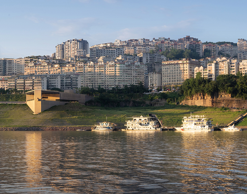 atelier deshaus completes yunyang riverfront visitor center in chongqing designboom