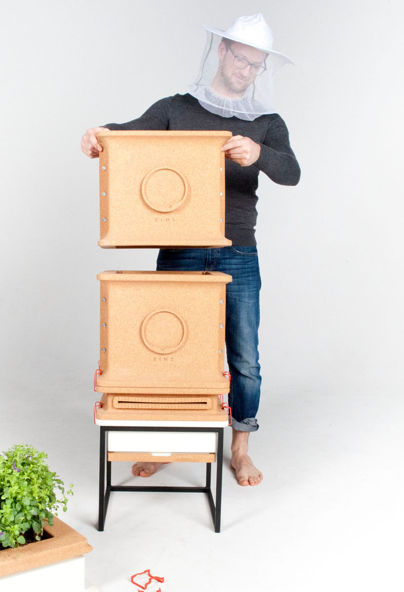 manufaktur eins, a beehive for the new generation of beekeepers - 2
