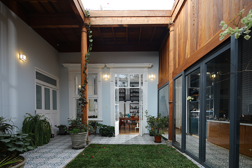 mectamo converts an old house from 1900 2