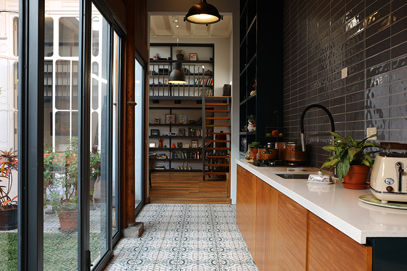 mectamo converts an old house from 1900 4