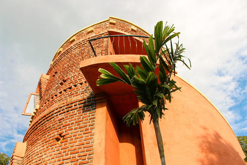 d6thd design studio shyam farm forest resort india designboom 