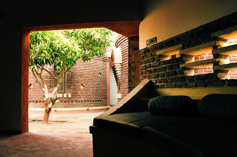d6thd design studio shyam farm forest resort india designboom 