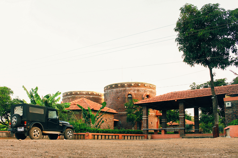 d6thd design studio shyam farm forest resort india designboom 