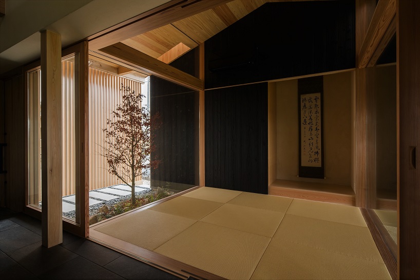 terasho house by ALTS design office connects living spaces with the outdoors in japan