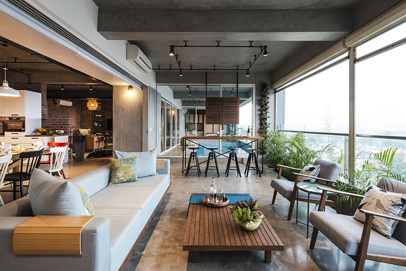 harsh-boghani-crossboundaries-apartment-awakening-by-the-pool-gujarat-india-03-29-2020-designboom