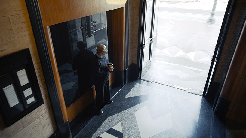 ruben's elevator designboom