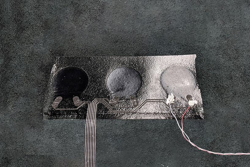 esub tracks is a smart bicycle helmet with added safety features 10