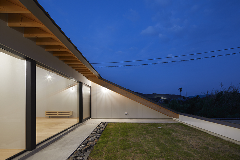 kenta eta's 'house usuki' in japan has sloped roof you can sit on and admire the view