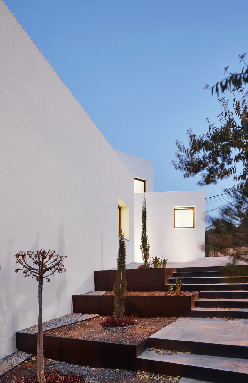 ohlab team mm house architecture spain designboom
