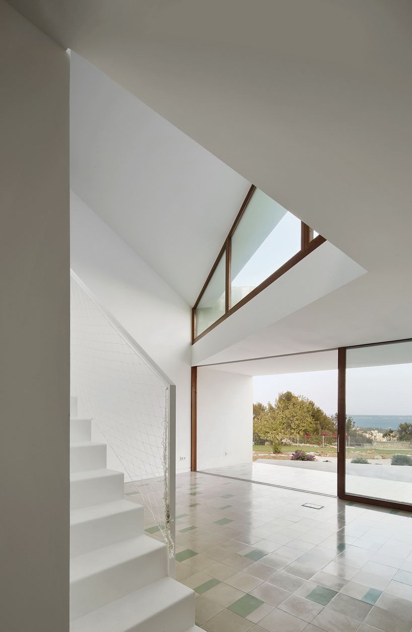 ohlab team mm house architecture spain designboom