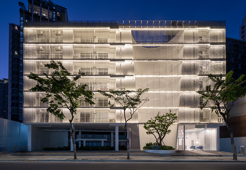 phtaa-blu395-mixed-use-building-bangkok-thailand-03-17-2020-designboom