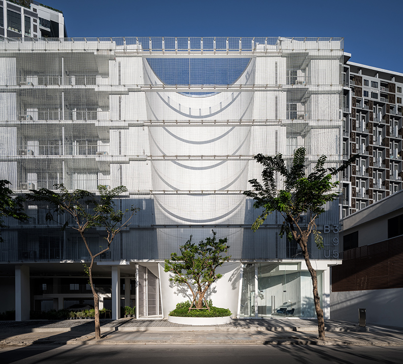 phtaa-blu395-mixed-use-building-bangkok-thailand-03-17-2020-designboom