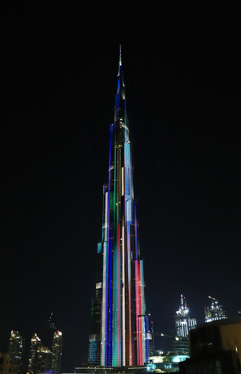 dubai design week LED facade murakami tangent design burj khalifa designboo