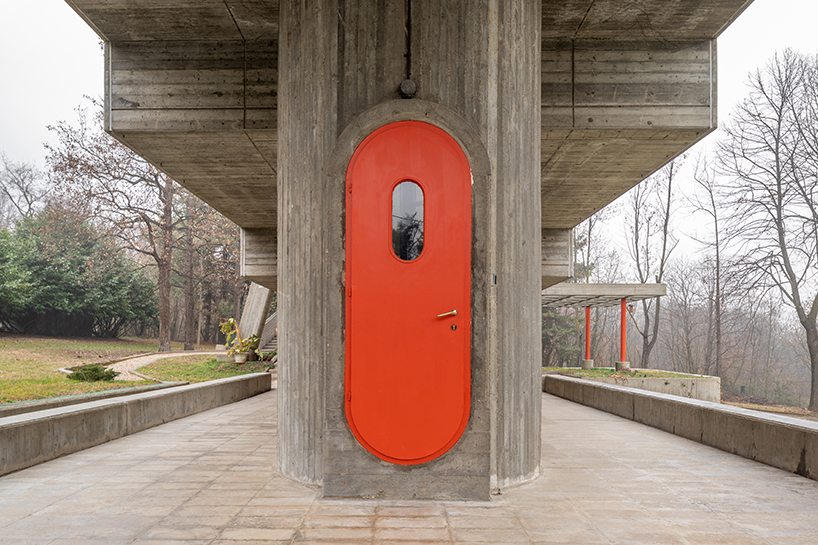 villa gontero sci fi brutalism near turin 6