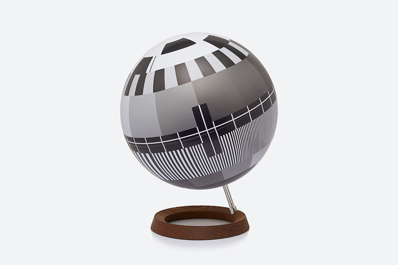 simon forgacs mono lamp designboom 