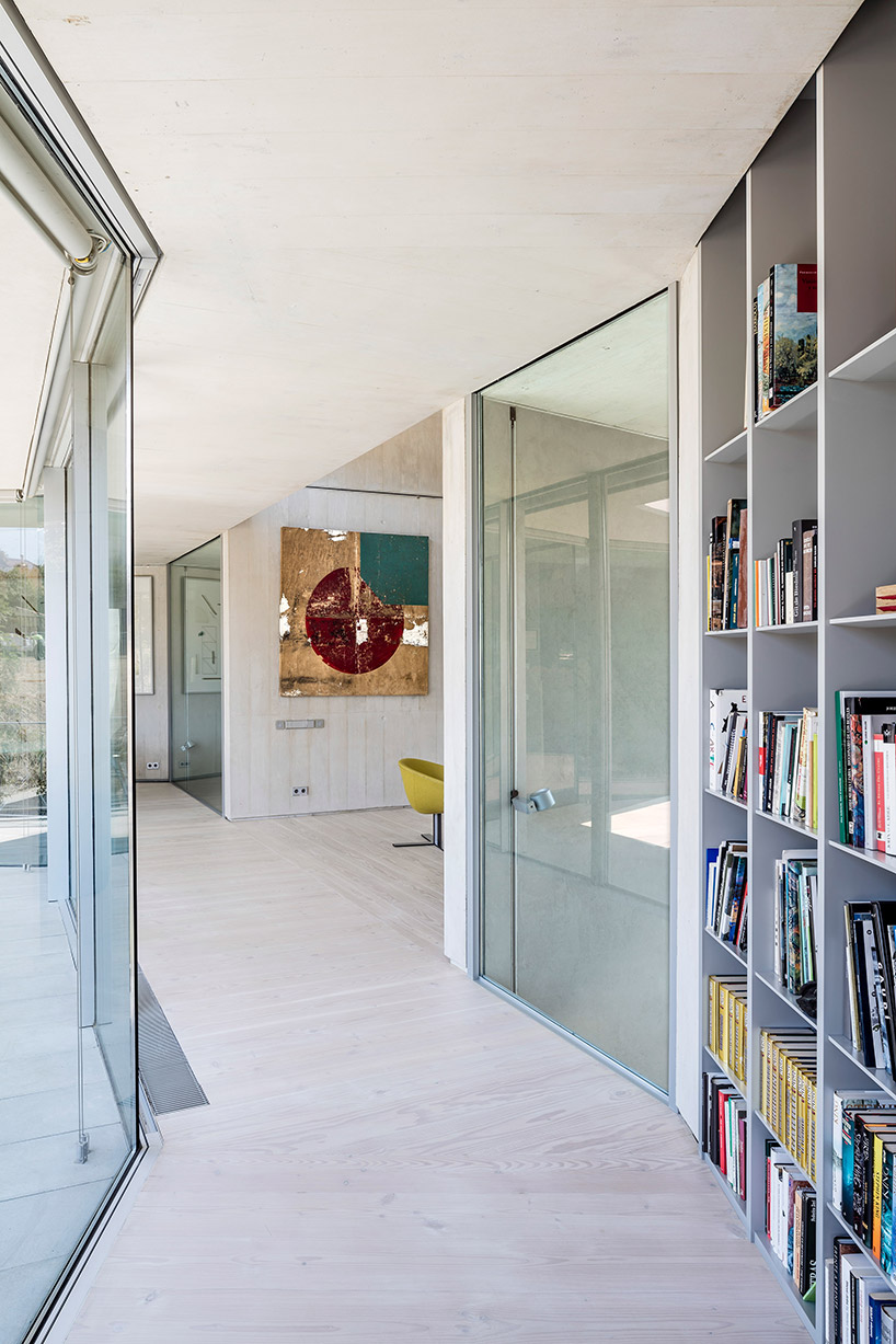 05 AM arquitectura house exhibition space designboom