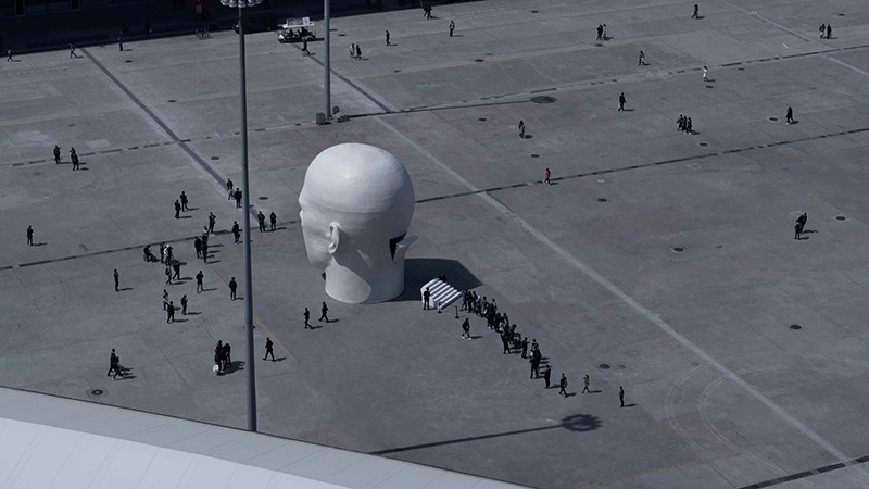 jody xiong clads interior of 12 meter-high head installation in thousands of prisms