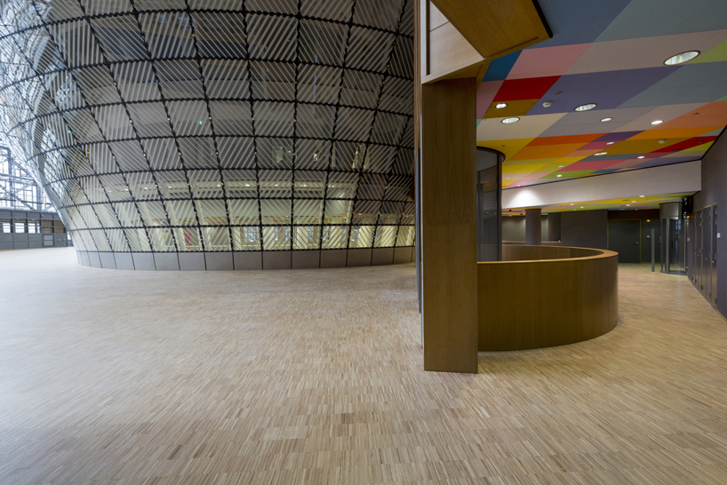 samyn and partners europa building council belgium designboom