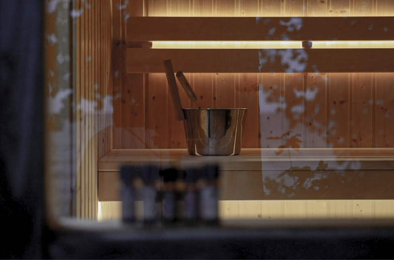 native narrative designs premium oak clad mobile sauna on the danish coast for scandinavian sauna 5