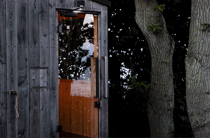native narrative designs premium oak clad mobile sauna on the danish coast for scandinavian sauna 9