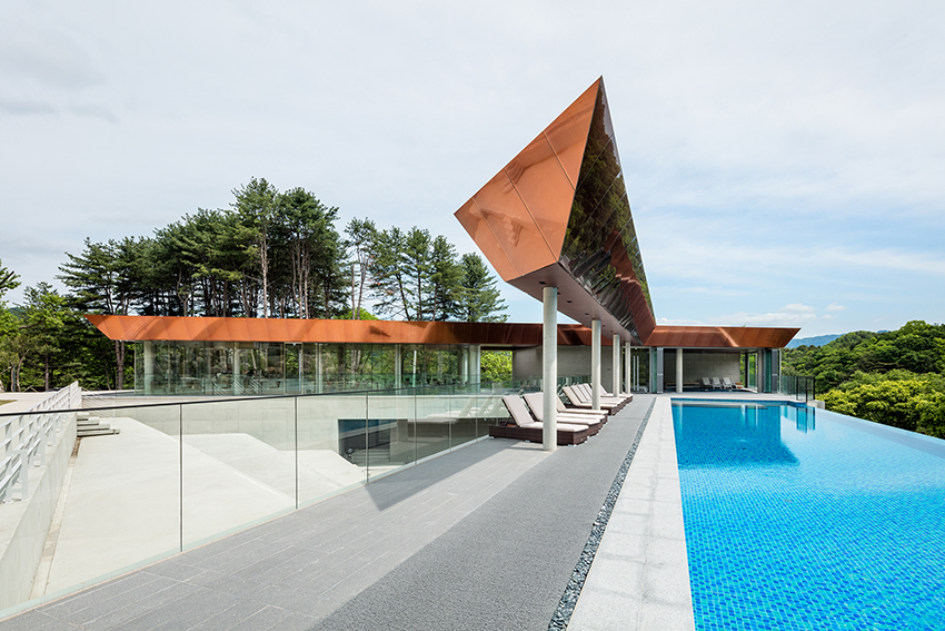 the glamtree resort by archiworkshop nestles into a forest in south korea designboom