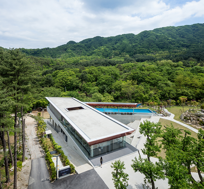 the glamtree resort by archiworkshop nestles into a forest in south korea designboom