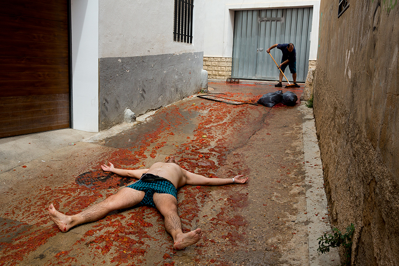 photography on a postcard art on a postcard martin parr designboom