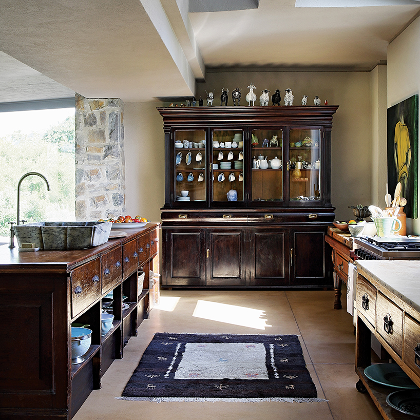 slee & co. architects' house is inspired by the local farm structures in south africa - 8