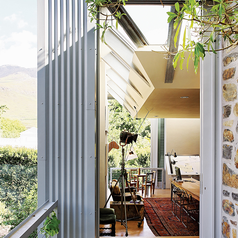 slee & co. architects' house is inspired by the local farm structures in south africa - 10