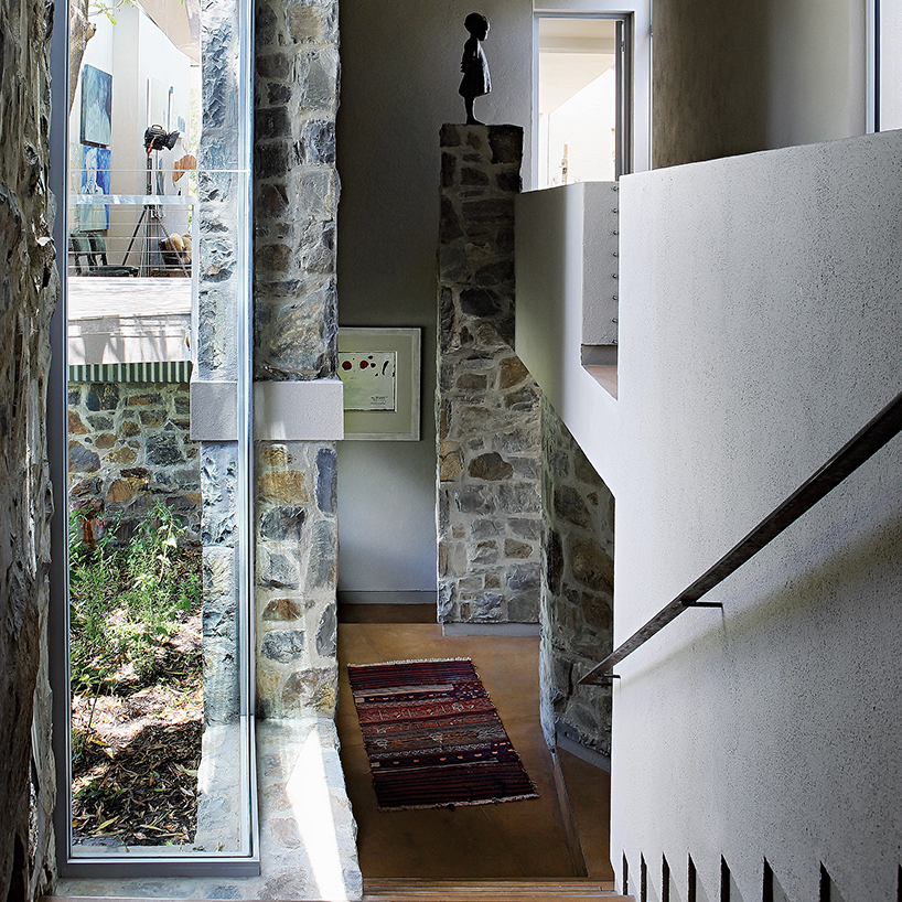 slee & co. architects' house is inspired by the local farm structures in south africa - 11