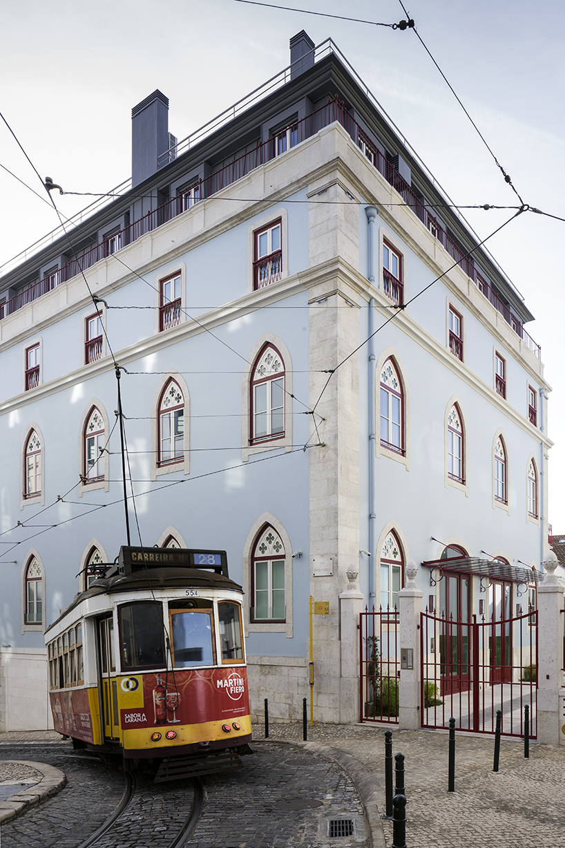 studio arthur casas designs the TM penthouse apartment in lisbon designboom