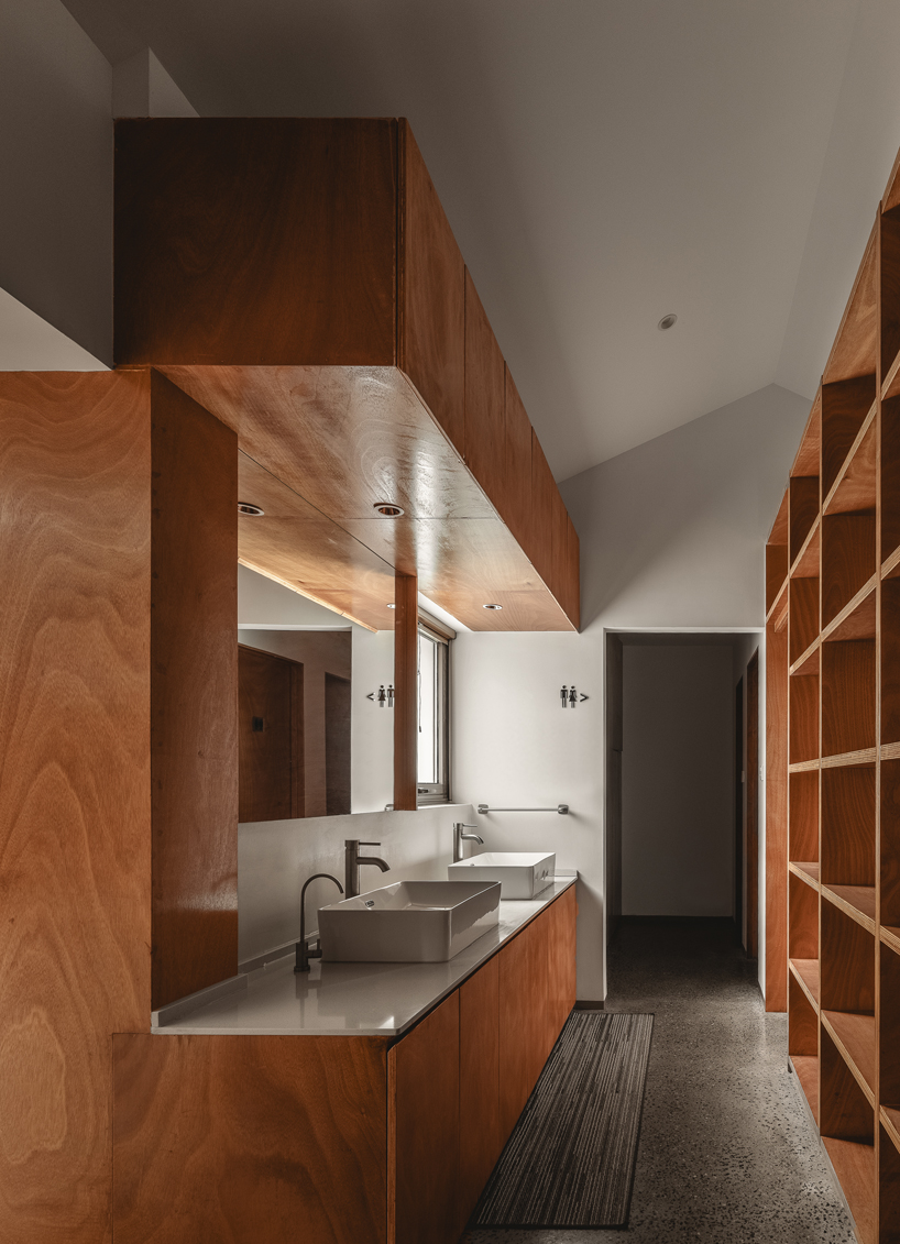 house under the boat like sailling in the shell 12