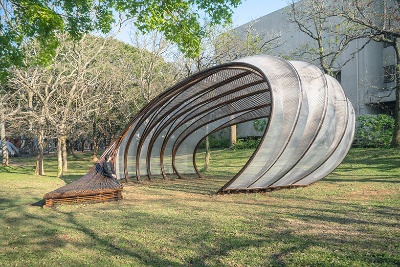 ling-li tseng's bamboo pavilion creates cocooning space to linger on taiwan university campus