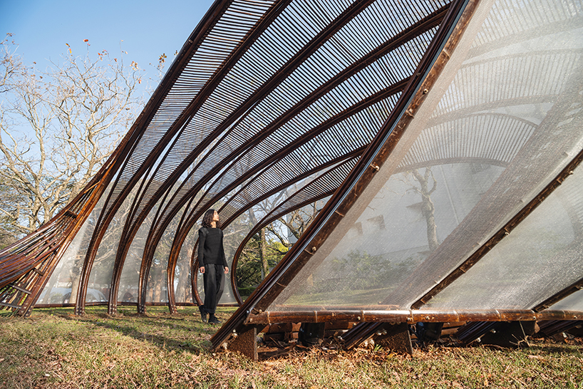 ling-li tseng's bamboo pavilion creates cocooning space to linger on taiwan university campus