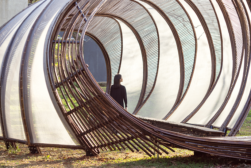 ling-li tseng's bamboo pavilion creates cocooning space to linger on taiwan university campus