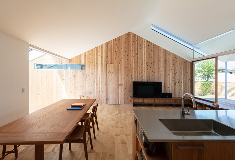 horibe associates architect's office house in sugie designboom