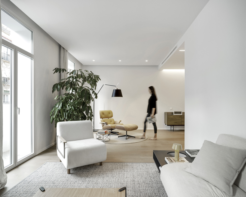 residential complex by ERRE arquitectura emerges as an urban oasis in the heart of valencia, spain