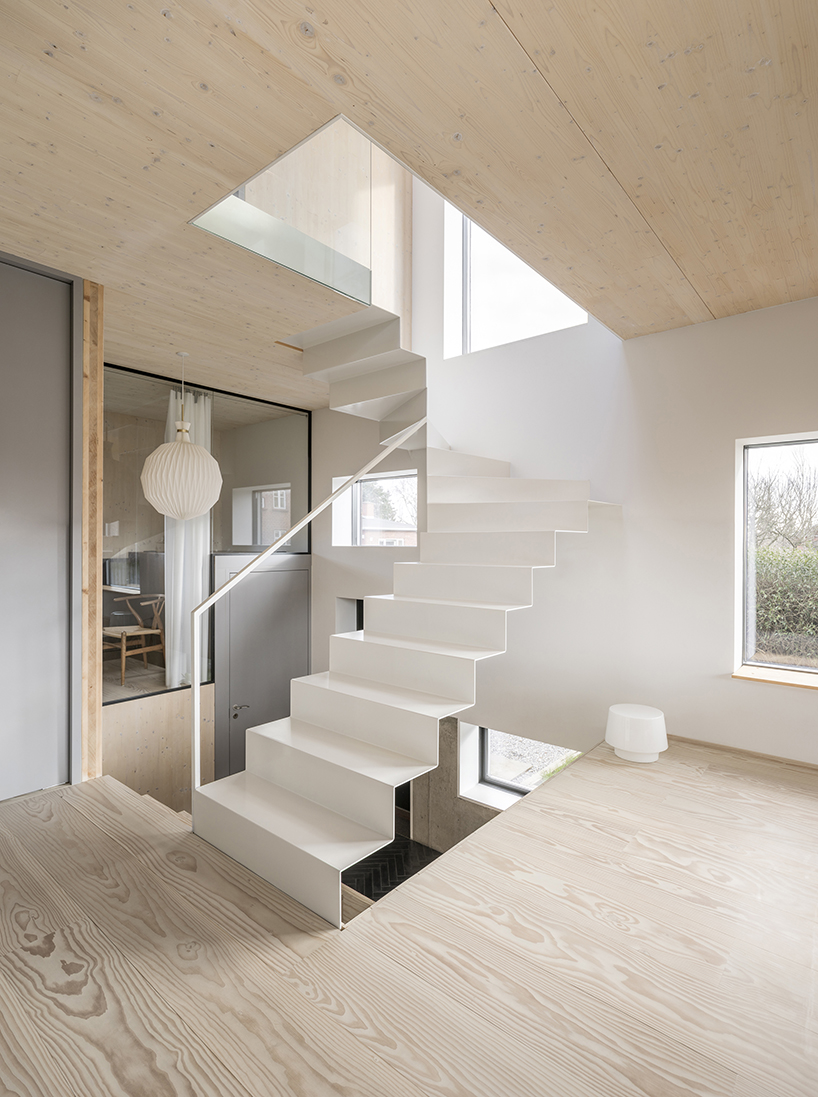 villa wood digital possibilities and traditional methods 6