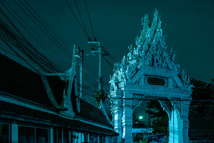 https://www.designboom.com/wp-content/uploads/2019/10/cody-ellingham-photography-series-bangkok-phosphors-thailand-10-15-2019-designboom