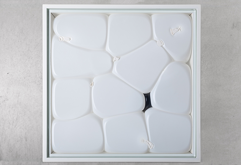 arthur analts' inflating balloon sculpture reflects on black lives matter designboom