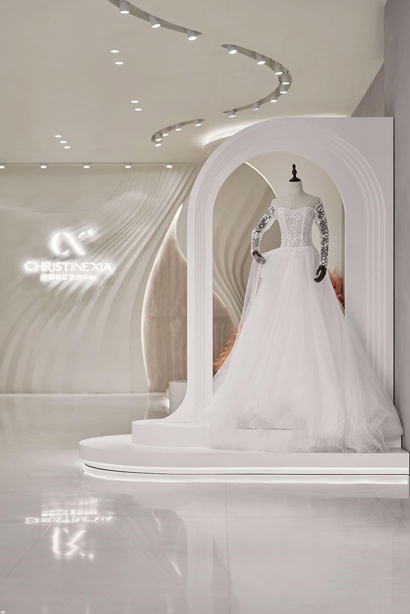 christine wedding art center 10