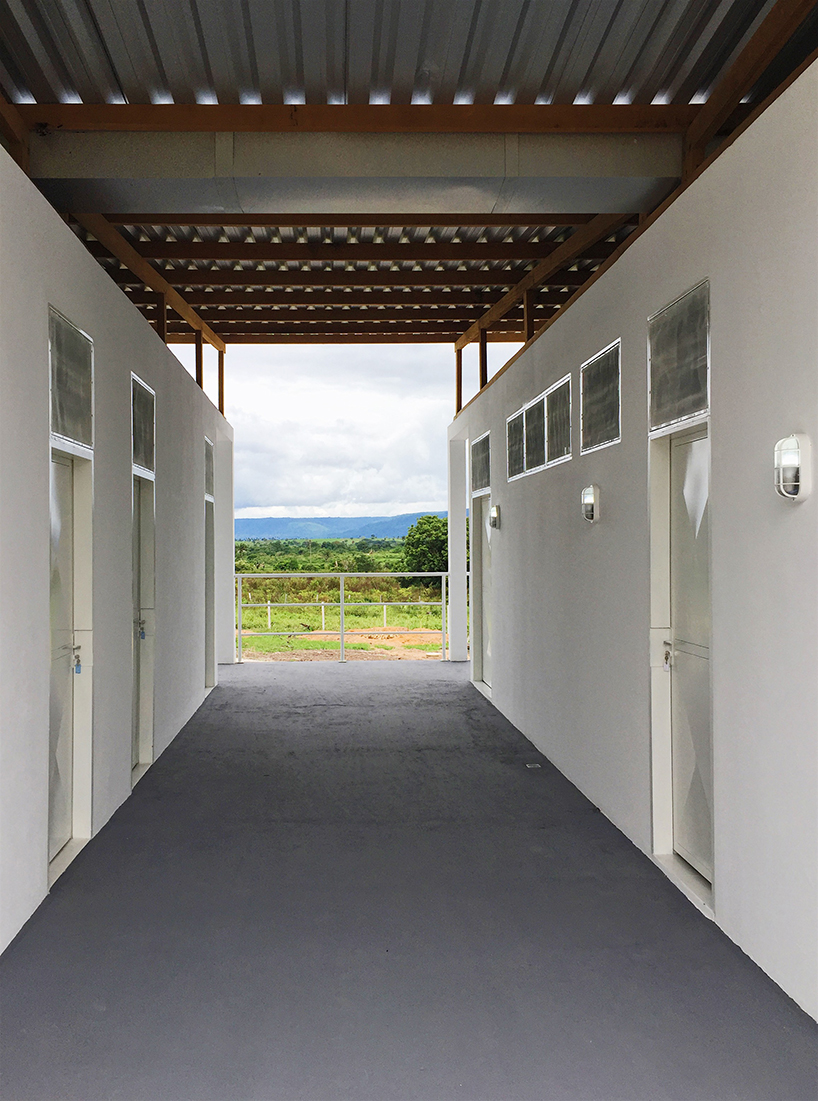 estudio flume constructs a beekeepers workshop on concrete piers in northern brazil designboom